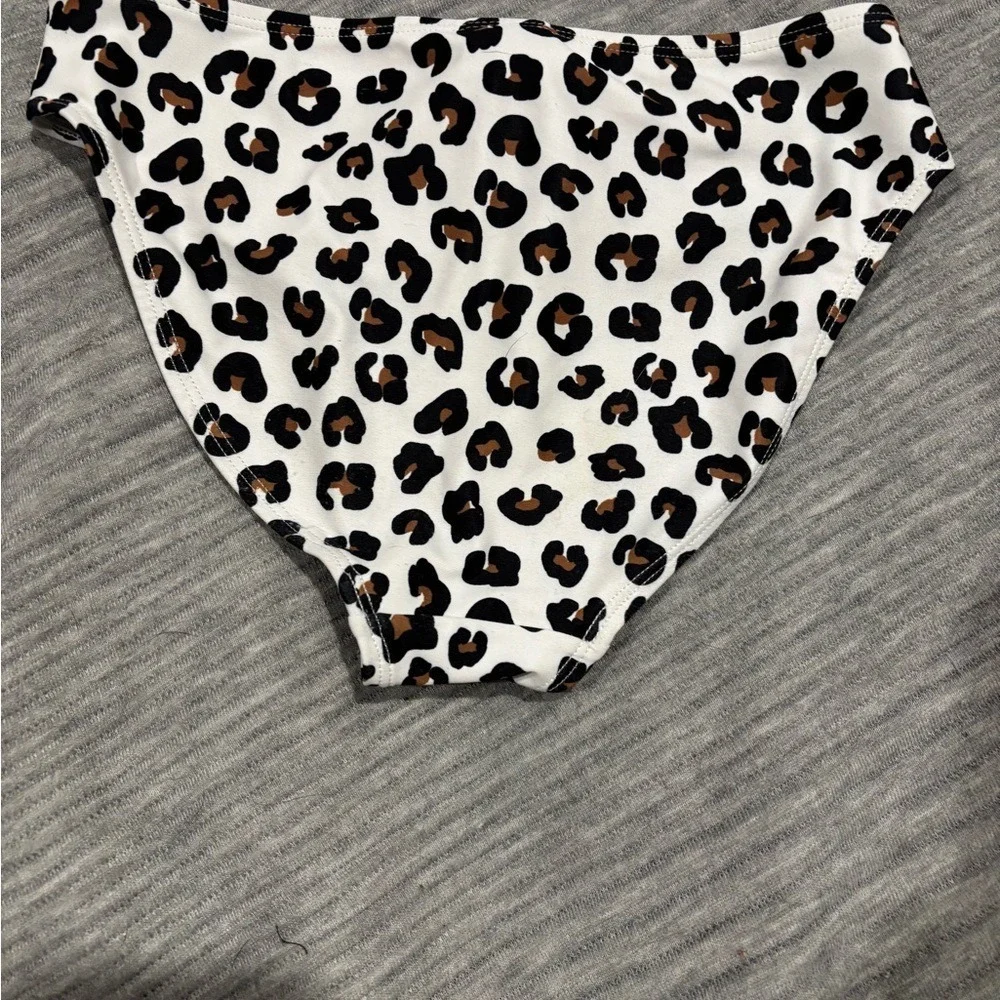 Tucker + Tate Girls Leopard Print Bikini Two Piece‎ Swimsuit Size 10 White Black